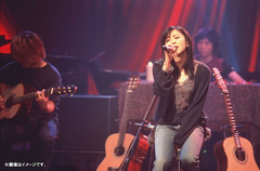 HIKARU UTADA LIVE CHRONICLES UNPLUGGED (2001)