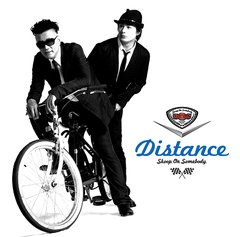 Distance [̾]